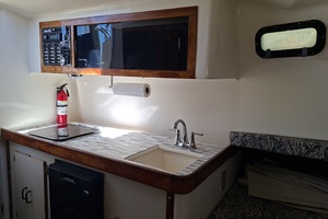 Island Girl 30ft Luhrs Yacht For Sale