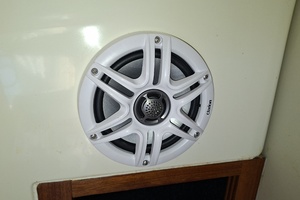 Island Girl 30ft Luhrs Yacht For Sale