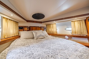 59FT (18M) CARVER