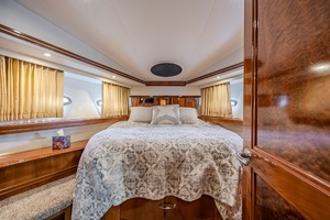 59FT (18M) CARVER