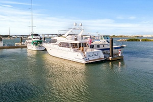 FIVE O’CLOCK Worth Avenue Yachts