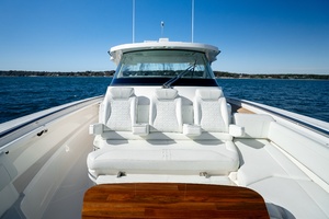 43FT (13.11M) TIARA YACHTS