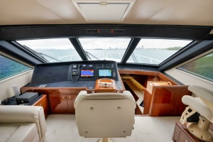 Viking 52 Smooth Operator-Helm