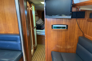 Mischievous Mermaid 44ft Hunter Yacht For Sale