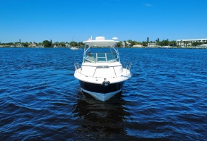 SEAQUEL 29ft Robalo Yacht For Sale