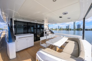 DT78 78ft Azimut Yacht For Sale