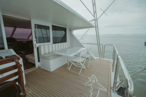 1996 Oceanfast 87 Enclosed Bridge Sportfish thumbnail 22