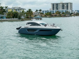 Sweet Caroline 46ft Cruisers Yachts Yacht For Sale