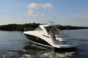2015 Sea Ray 410 Sundancer thumbnail 56