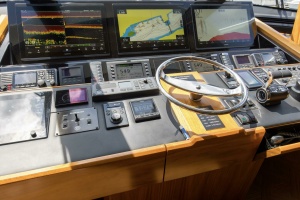 Photo 6159228 for 2016 Viking 92 Enclosed Bridge Touché 2016 92 Viking Enclosed Bridge Touche Bridge  (2)