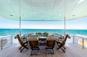 Serendipity 94ft Lazzara Yachts Yacht For Sale
