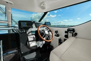 2007 Tiara Yachts 4300 Sovran thumbnail 2