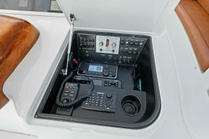2012 Viking 82 Convertible thumbnail 83