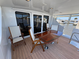 PERFECT LA DEE 75ft Hatteras Yacht For Sale