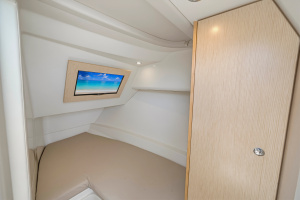 35ft Chris Craft Yacht For Sale
