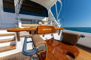 2013 Viking 76 Convertible thumbnail 63