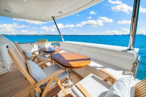 Relentless 83ft Ocean Alexander Yacht For Sale