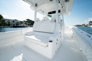 39ft HCB Yacht For Sale
