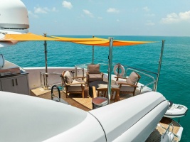 Voyager 84ft Lazzara Yachts Yacht For Sale