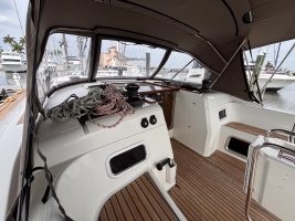 Valentina 51ft Jeanneau Yacht For Sale