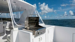 Magnum Ride 100ft Hatteras Yacht For Sale