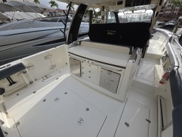 BFT 42ft Boston Whaler Yacht For Sale