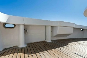 2003 Viking 48 Convertible thumbnail 9