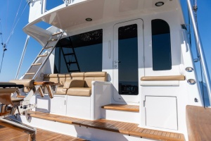 Sinyorita Salada 60ft Hatteras Yacht For Sale