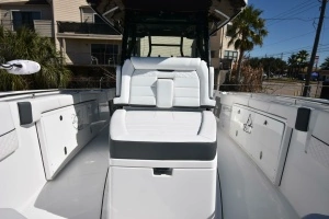 2021 Blackfin 332 thumbnail 19