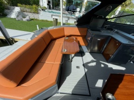 38ft Cruisers Yachts Yacht For Sale