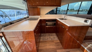 2021 Riviera 57 Enclosed Bridge 60ft Riviera Yacht For Sale