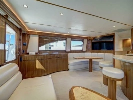 2017 Viking 52 Convertible thumbnail 10