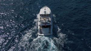 Hatteras 80 Gallopin- Stern View