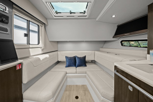 LADY CHAMPAGNE 2 40ft Formula Yacht For Sale