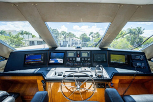 60ft Hatteras Yacht For Sale