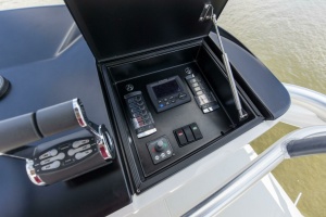 Photo 6159233 for 2016 Viking 92 Enclosed Bridge Touché 2016 92 Viking Enclosed Bridge Touche Bridge Tower (1)