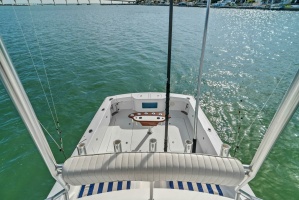 2017 Bertram 35 Flybridge thumbnail 22