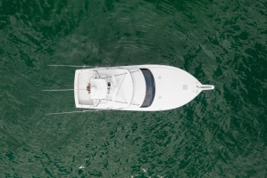 2003 Viking 45 Convertible thumbnail 43