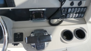 27ft Boston Whaler Yacht For Sale