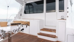 2000 Viking 55 Convertible thumbnail 15