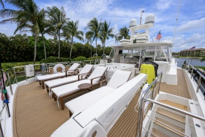 Midnight Moon 85ft Horizon Yacht For Sale