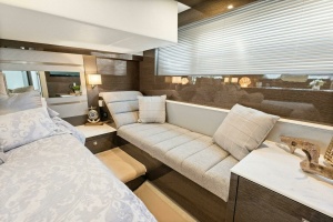 Sweet Caroline 46ft Cruisers Yachts Yacht For Sale