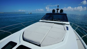56ft Uniesse Yacht For Sale