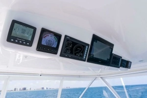 2021 Viking 54 Convertible thumbnail 52