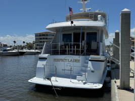 PERFECT LA DEE 75ft Hatteras Yacht For Sale