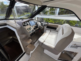 35ft Regal Yacht For Sale