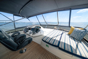 VANGUARD 82ft Sunseeker Yacht For Sale