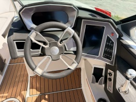 24ft Mastercraft Yacht For Sale
