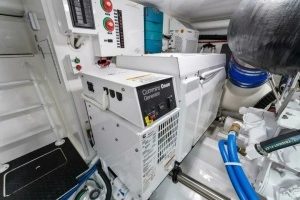 2021 Viking 54 Convertible thumbnail 86