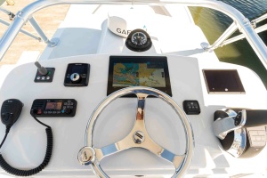 FLYING LOW 41ft Custom Carolina Yacht For Sale